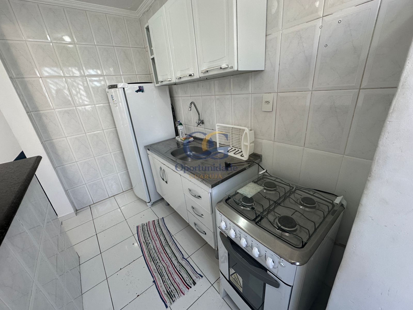 Apartamento na Praia das Pitangueiras, Guarujá - SP