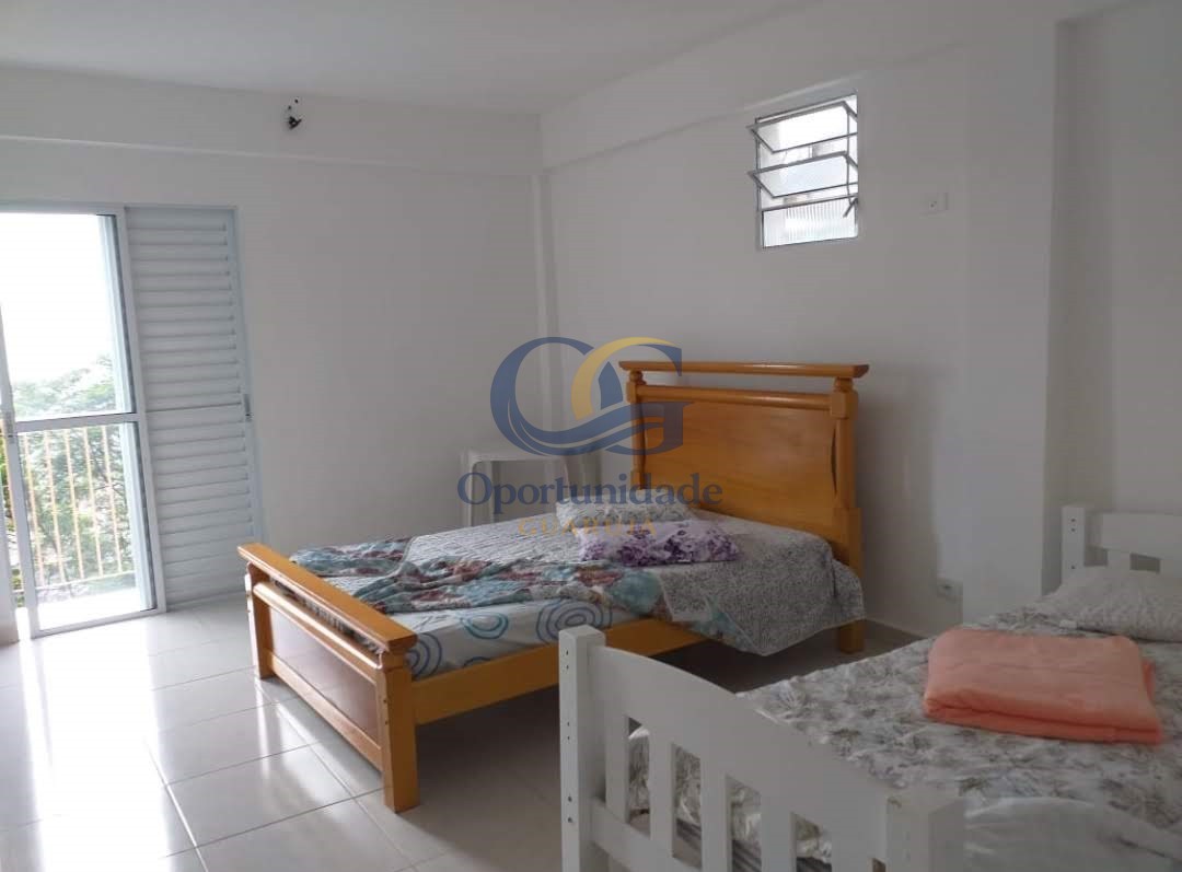 Casa em Condomínio na Praia da Enseada, Guarujá - SP