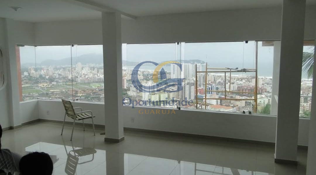 Casa em Condomínio na Praia da Enseada, Guarujá - SP