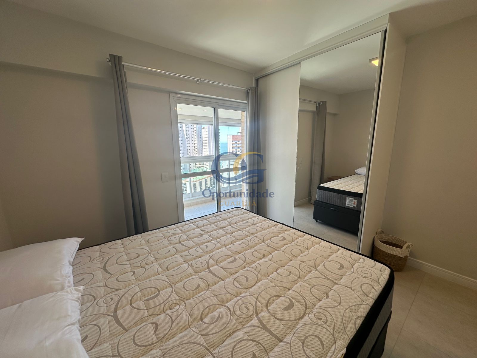 Apartamento na Praia das Astúrias, Guarujá - SP