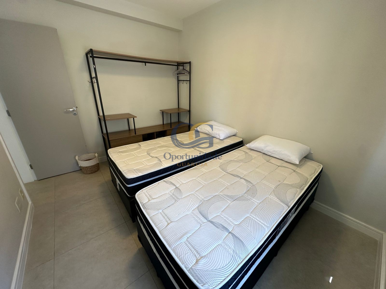 Apartamento na Praia das Astúrias, Guarujá - SP