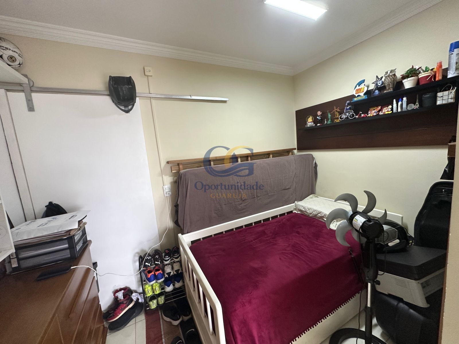 Apartamento na Praia das Pitangueiras, Guarujá - SP