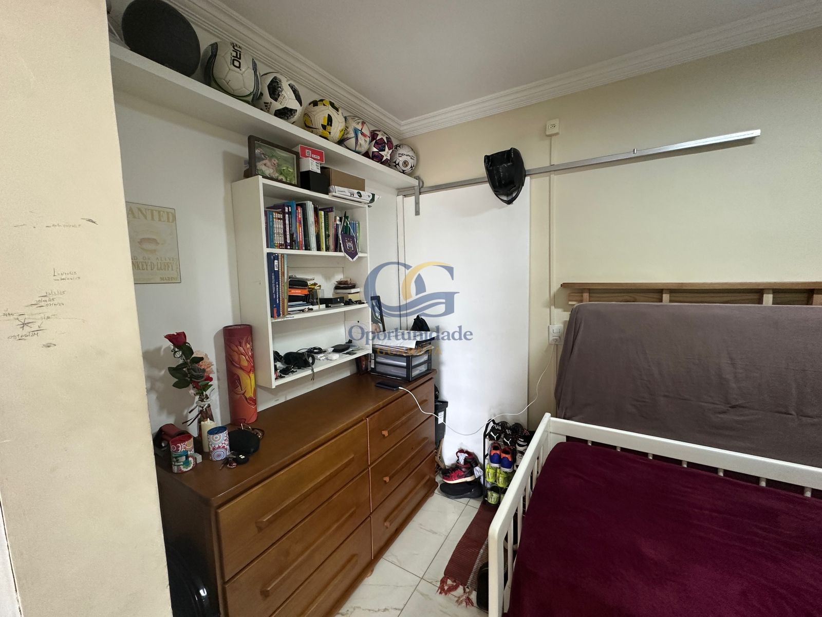 Apartamento na Praia das Pitangueiras, Guarujá - SP