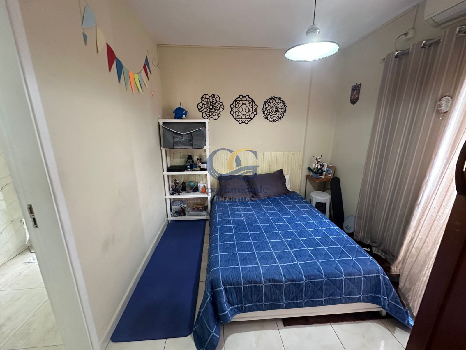Apartamento na Praia das Pitangueiras, Guarujá - SP