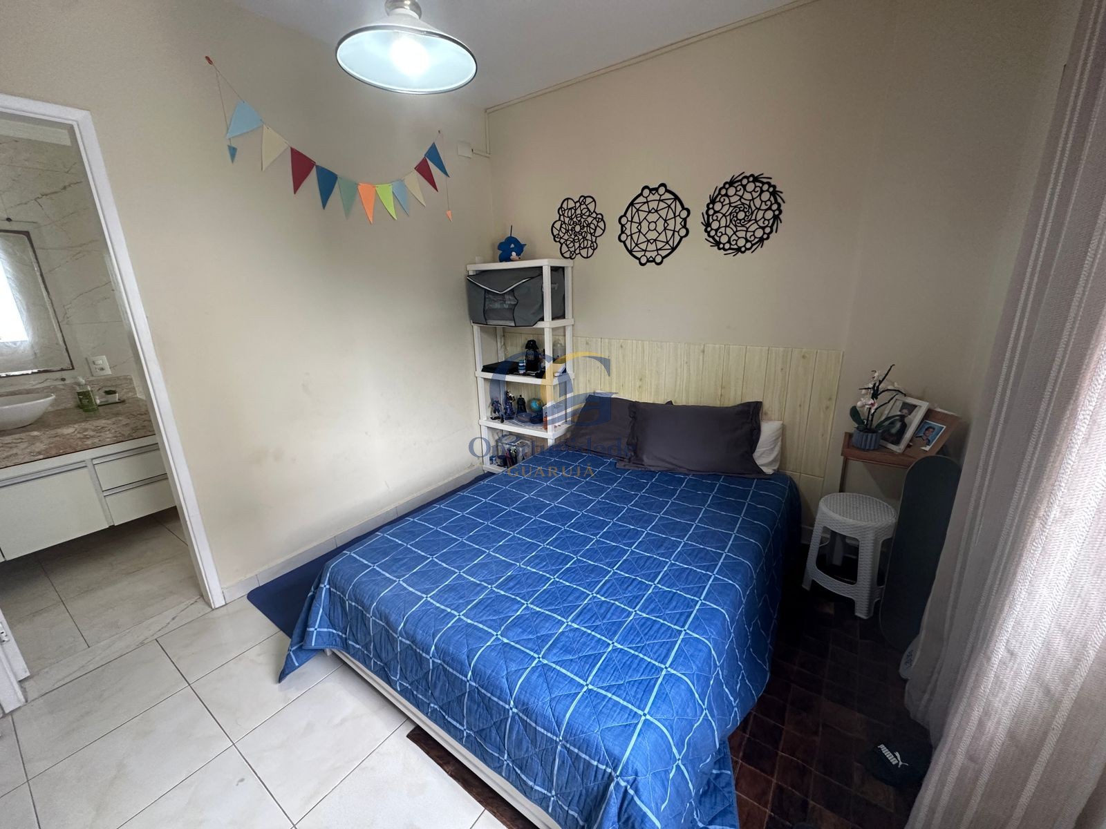 Apartamento na Praia das Pitangueiras, Guarujá - SP