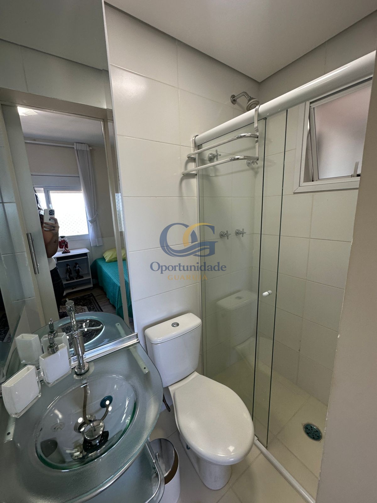 Apartamento na Praia das Astúrias, Guarujá - SP
