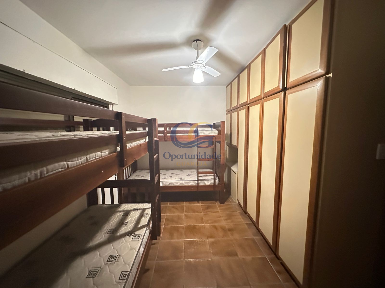 Apartamento Frente ao Mar nas Pitangueiras, Guarujá - SP