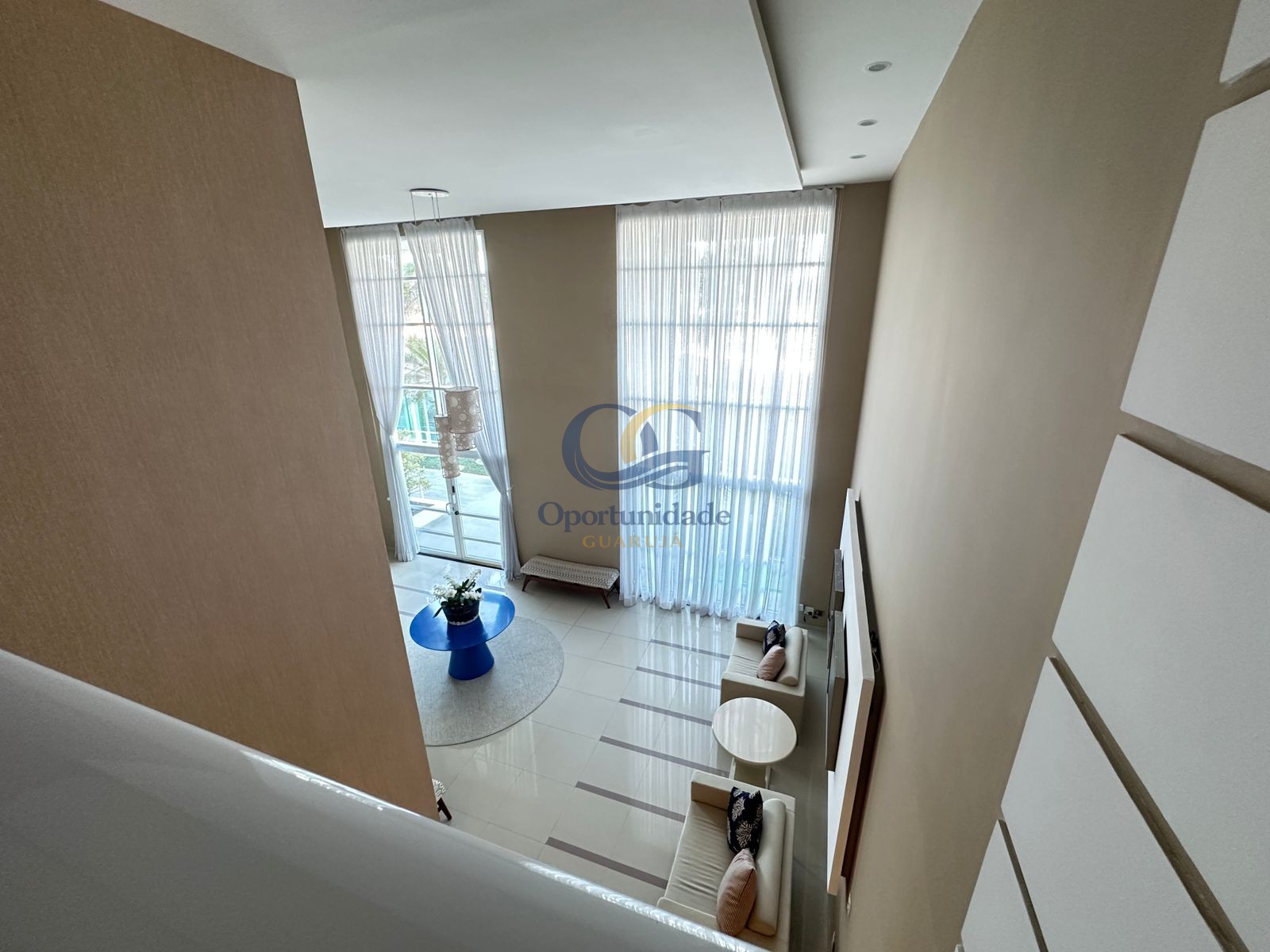 Apartamento Frente ao Mar, Praia da Enseada, Guarujá - SP