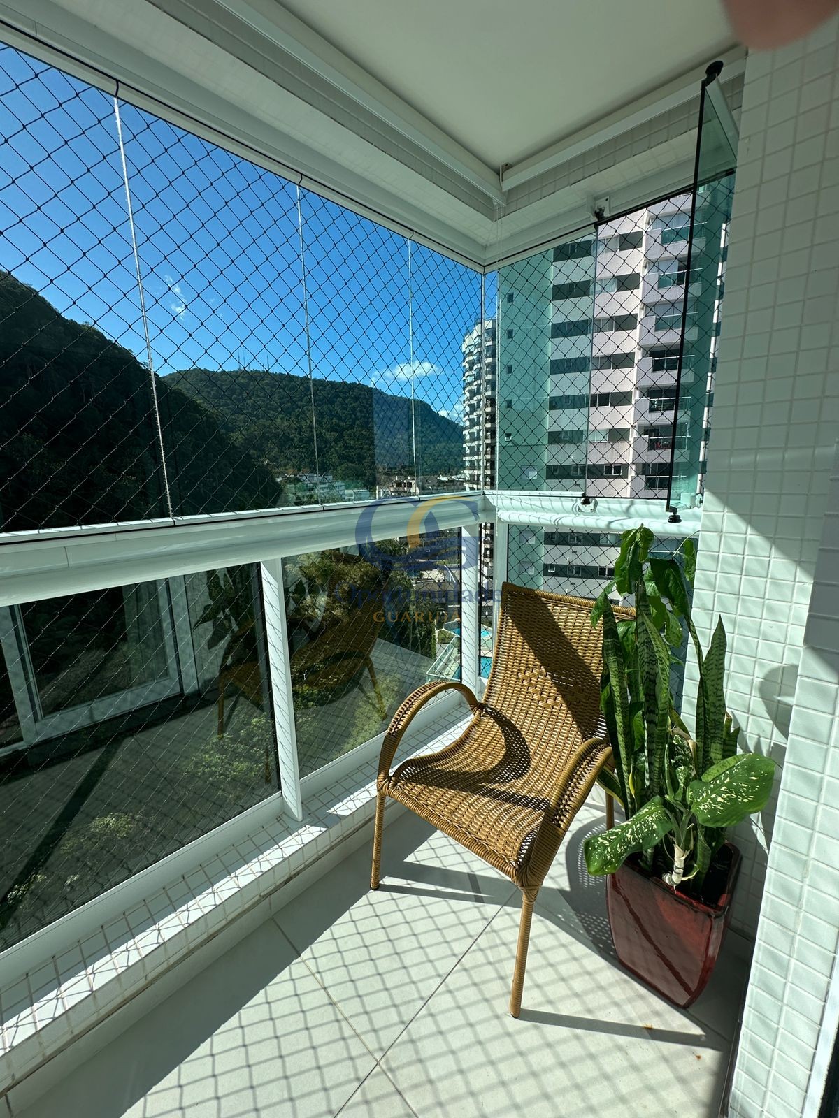 Apartamento Frente ao Mar, Praia da Enseada, Guarujá - SP