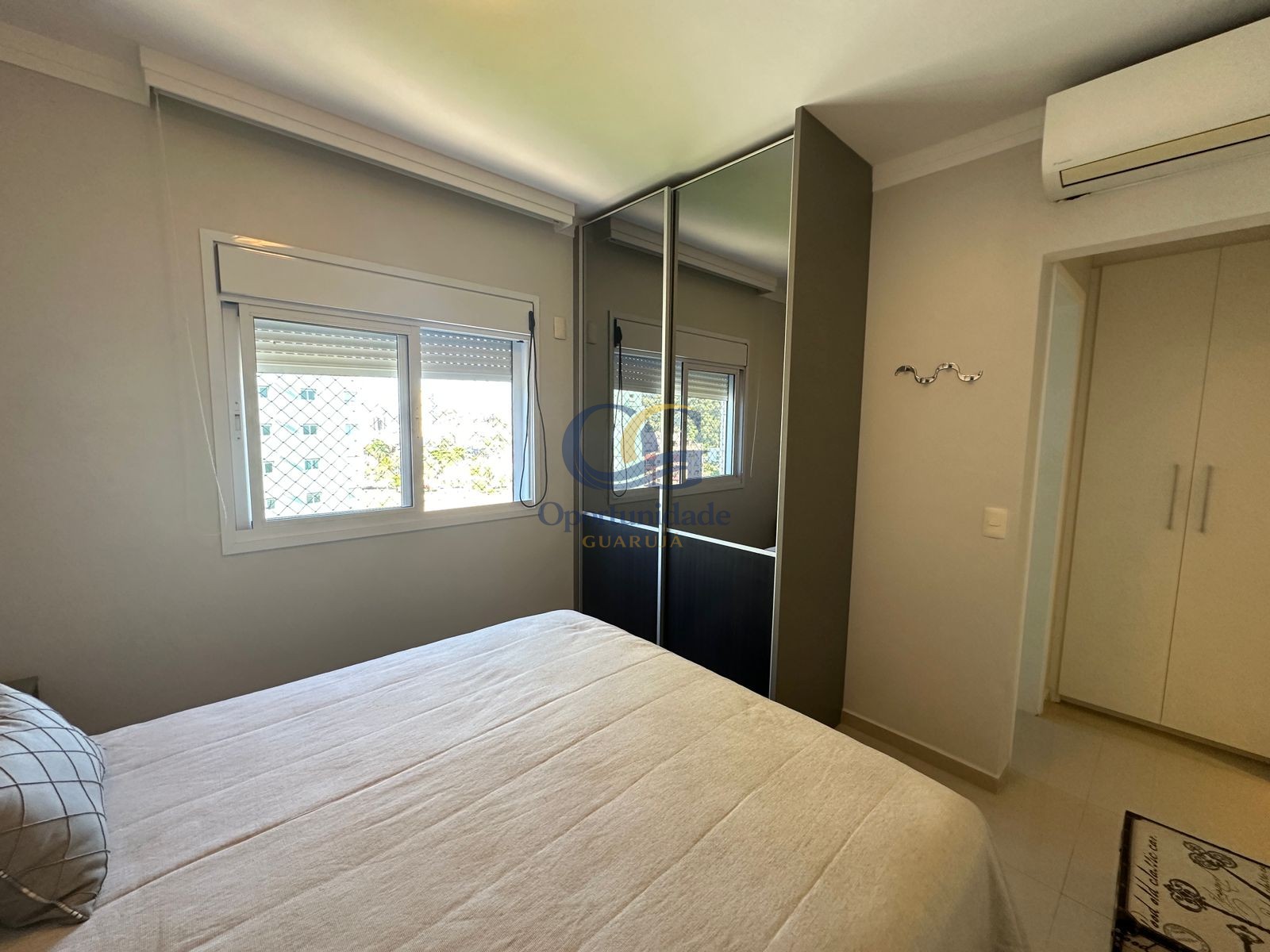 Apartamento Frente ao Mar, Praia da Enseada, Guarujá - SP