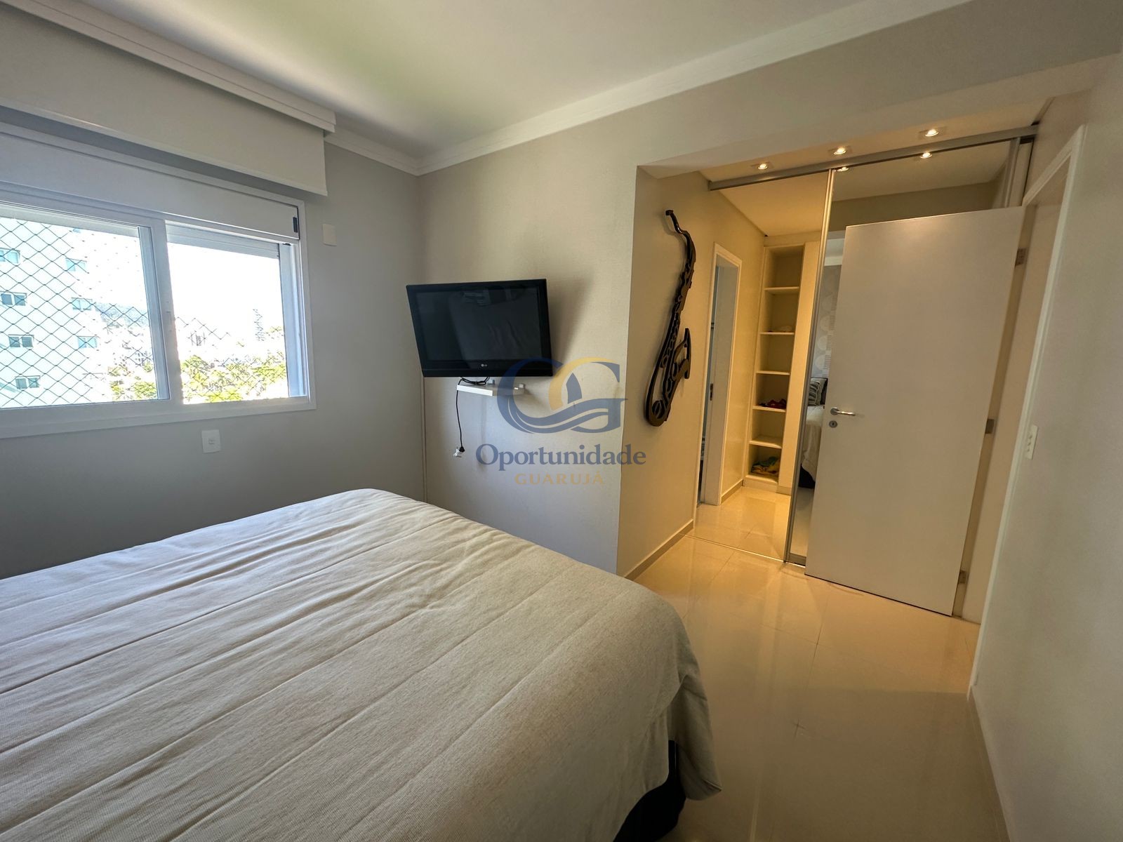 Apartamento Frente ao Mar, Praia da Enseada, Guarujá - SP