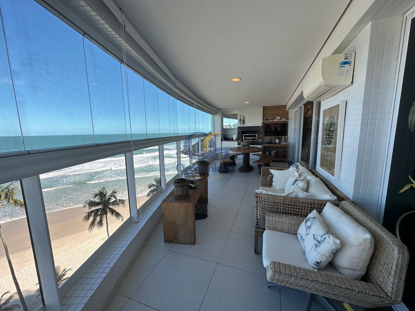 Apartamento Frente ao Mar, Praia da Enseada, Guarujá - SP