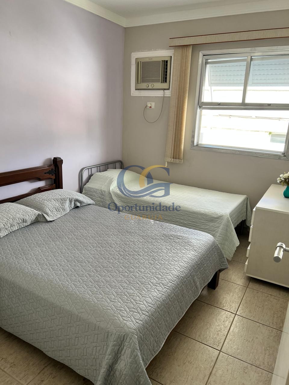 Apartamento na Praia da Enseada, Guarujá - SP