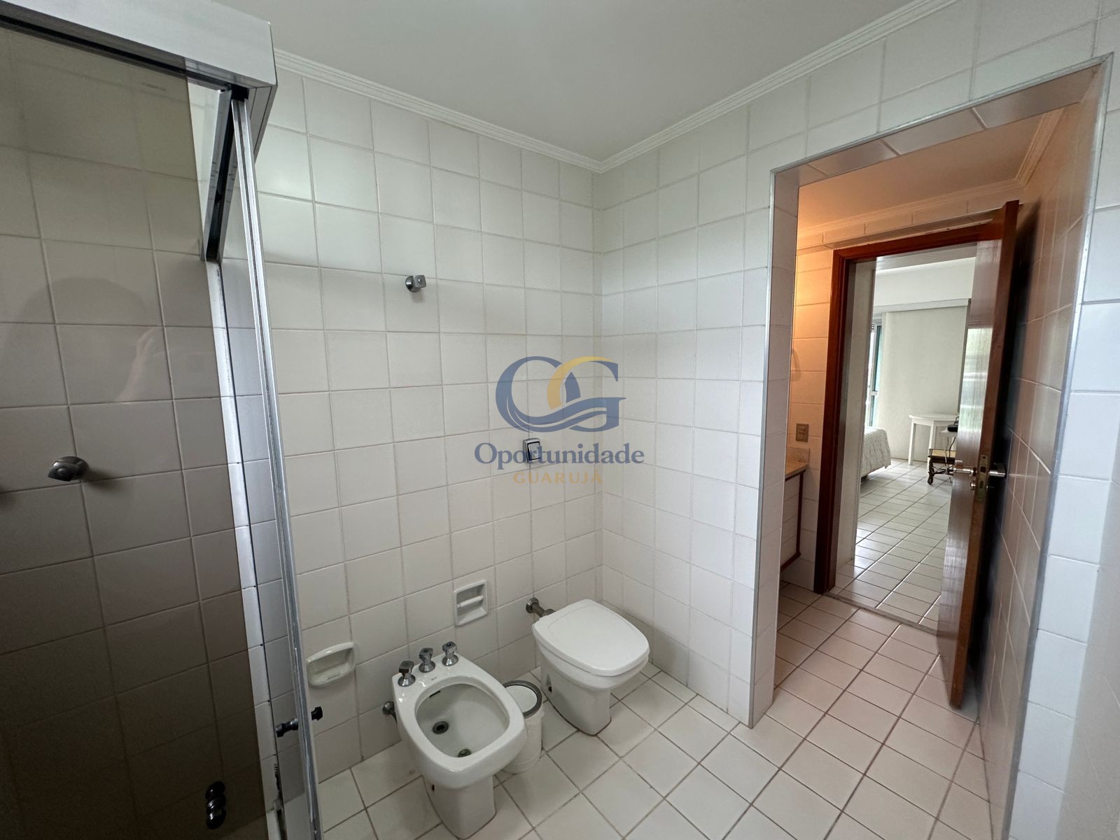 Apartamento Frente ao Mar nas Pitangueiras, Guarujá - SP