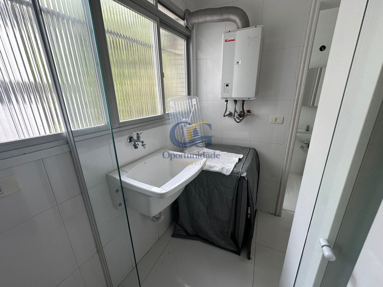 Apartamento Frente ao Mar nas Pitangueiras, Guarujá - SP