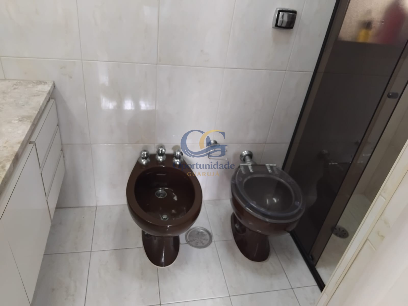 Apartamento na Praia das Astúrias, Guarujá - SP