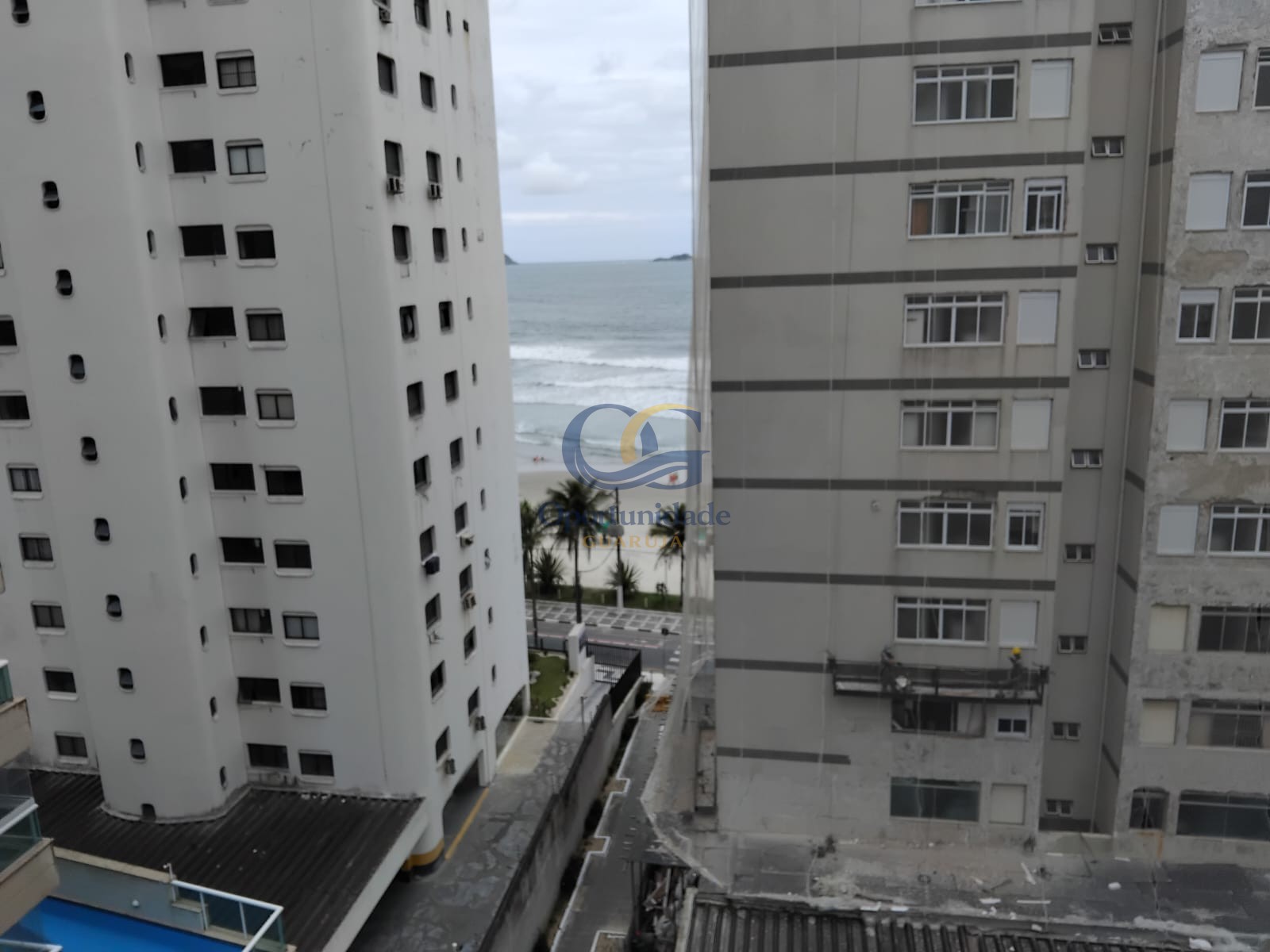 Apartamento na Praia das Astúrias, Guarujá - SP