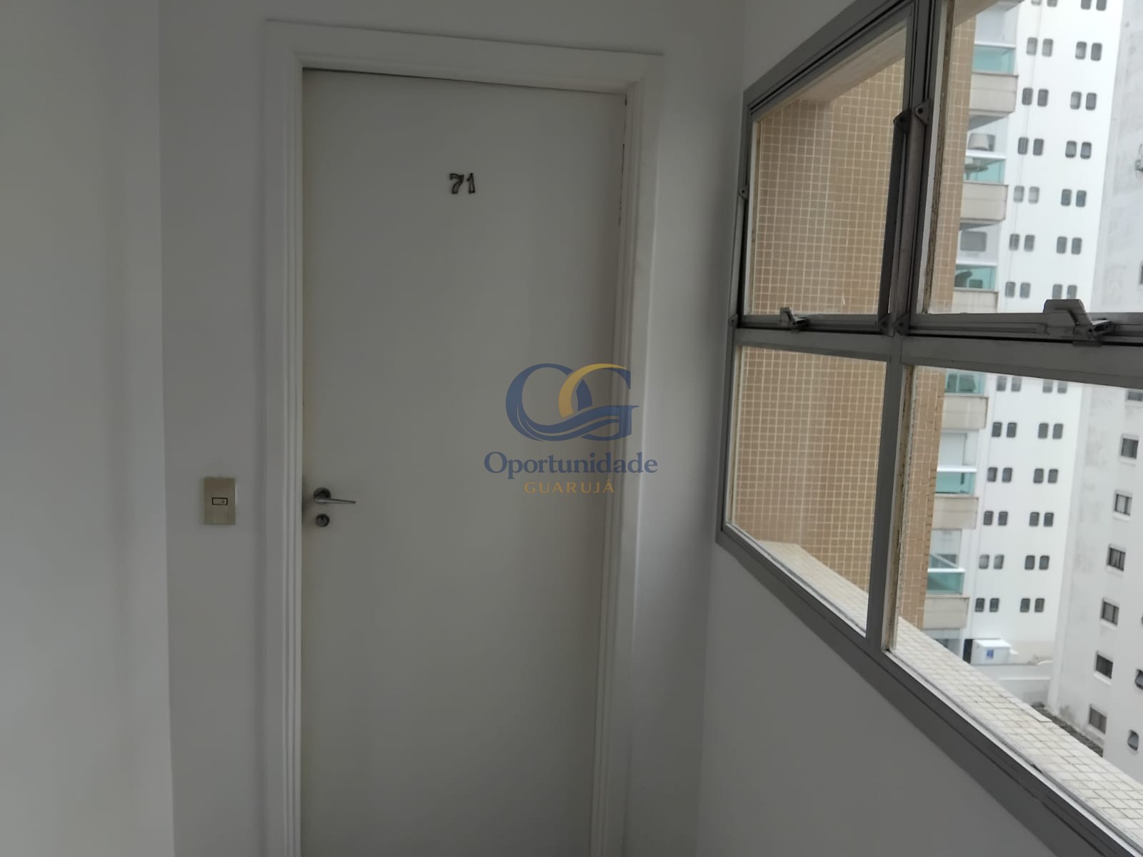 Apartamento na Praia das Astúrias, Guarujá - SP