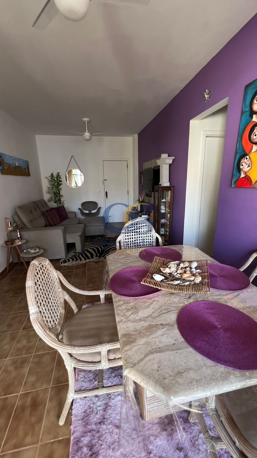 Apartamento na Praia da Enseada, Guarujá - SP