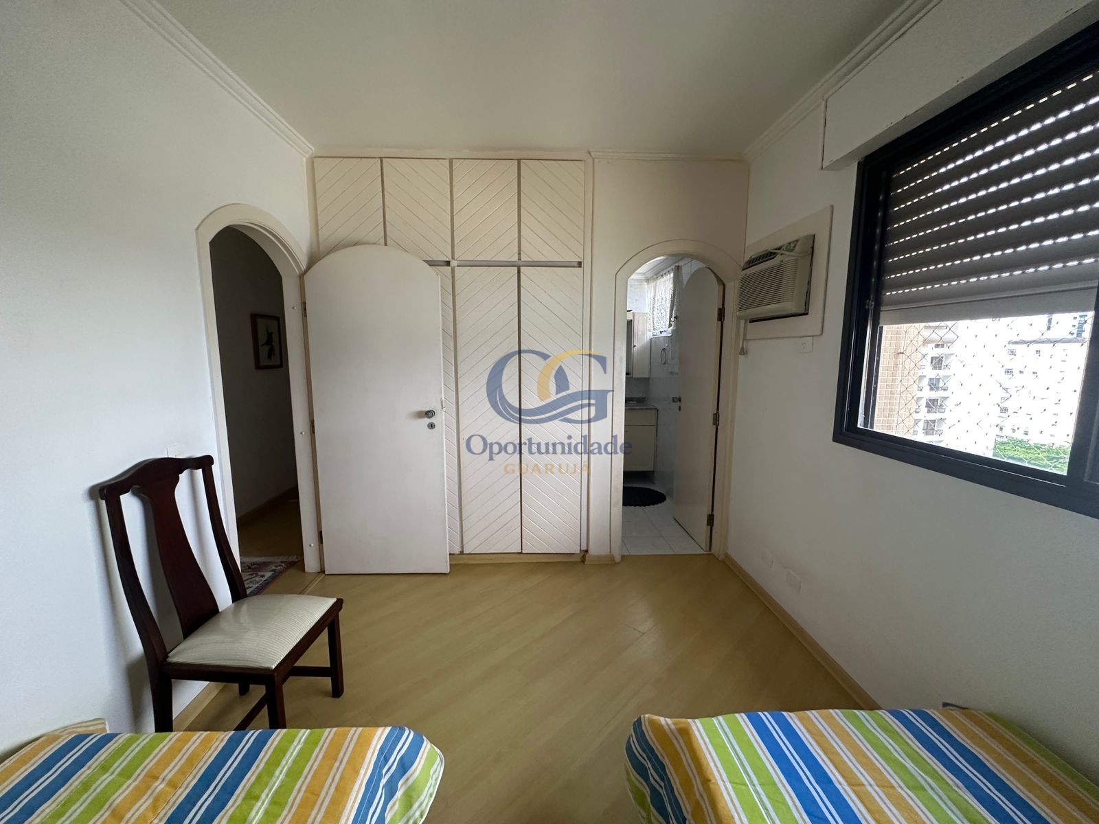 Apartamento Frente ao Mar nas Pitangueiras, Guarujá - SP