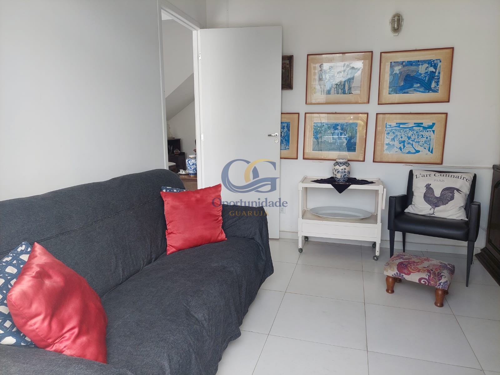 Cobertura Duplex localizada na praia da Pitangueiras!