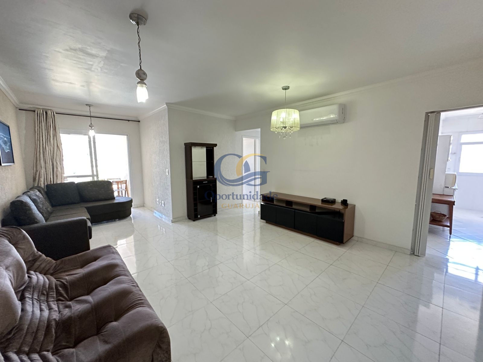 Apartamento na Praia das Astúrias, Guarujá - SP
