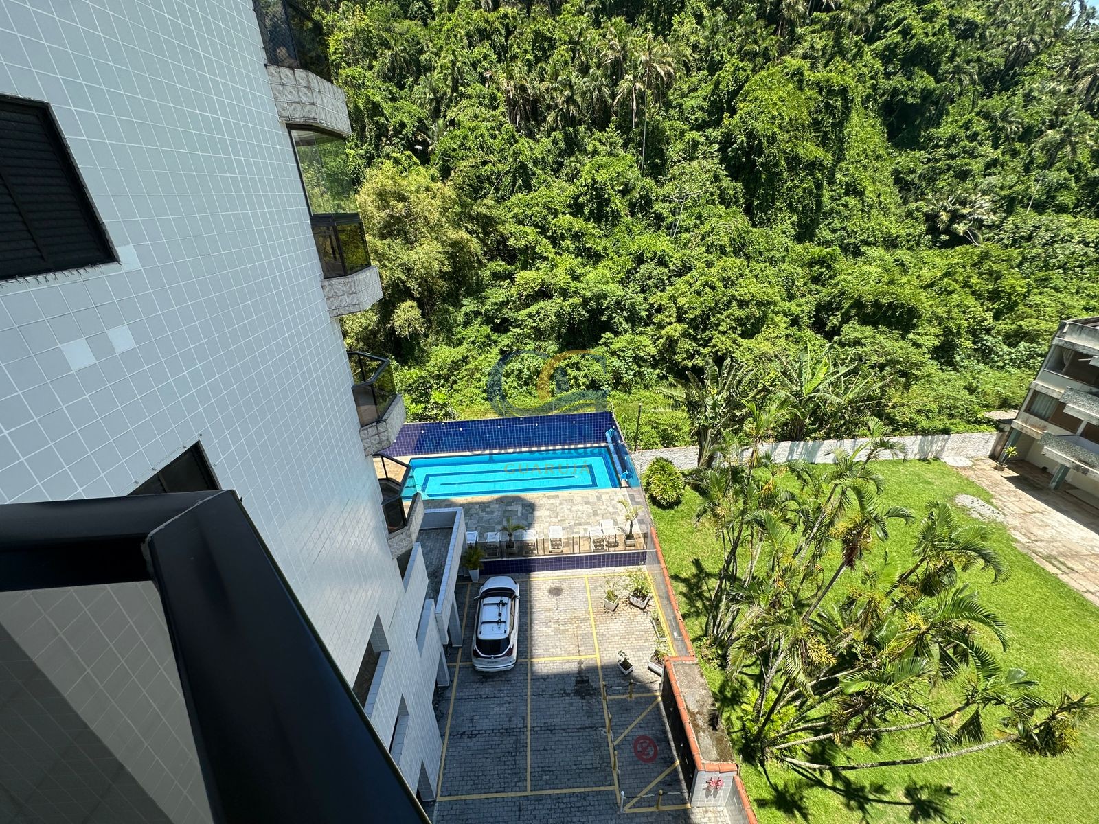 Apartamento na Praia da Enseada, Guarujá - SP