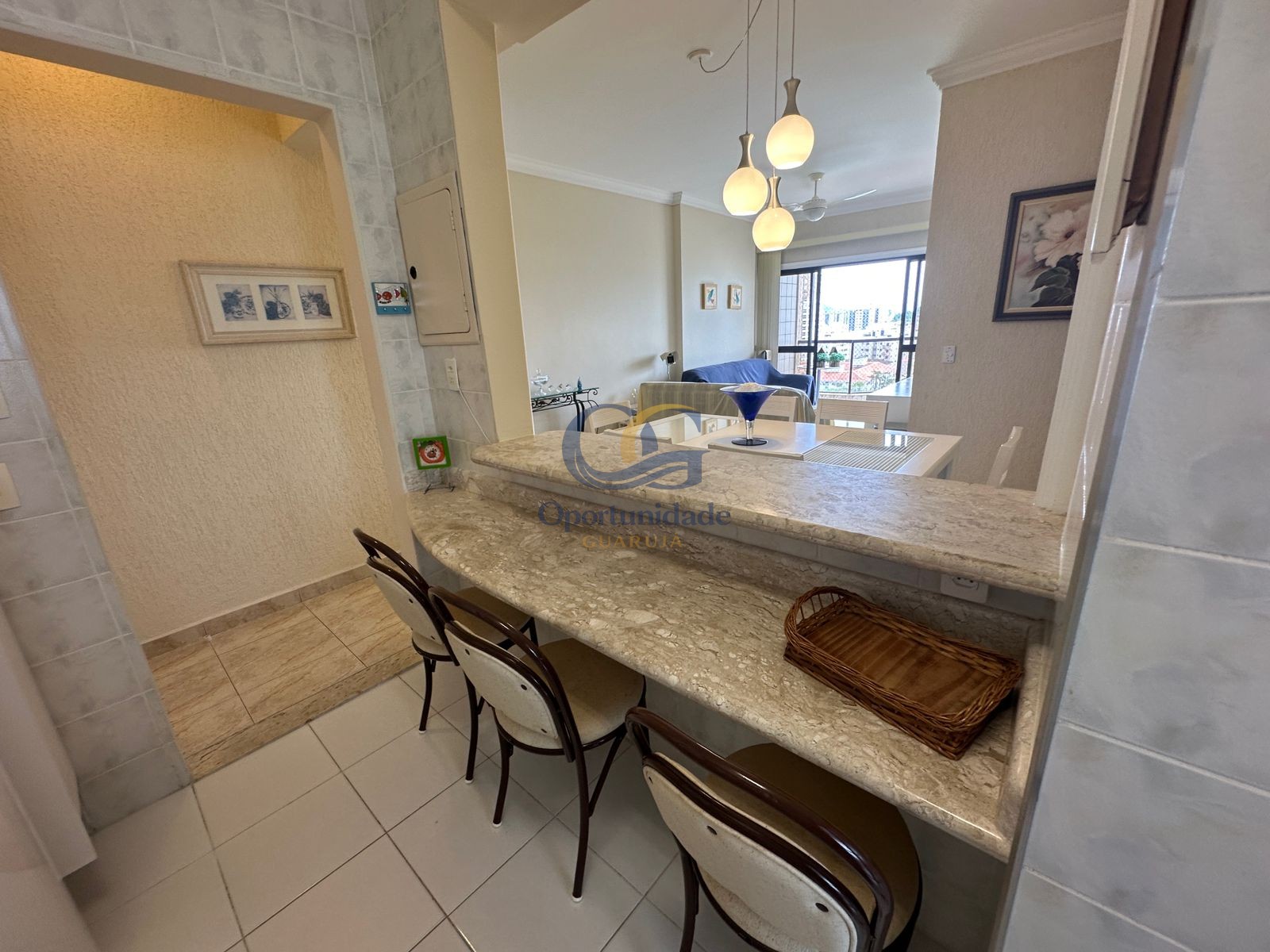 Apartamento na Praia da Enseada, Guarujá - SP