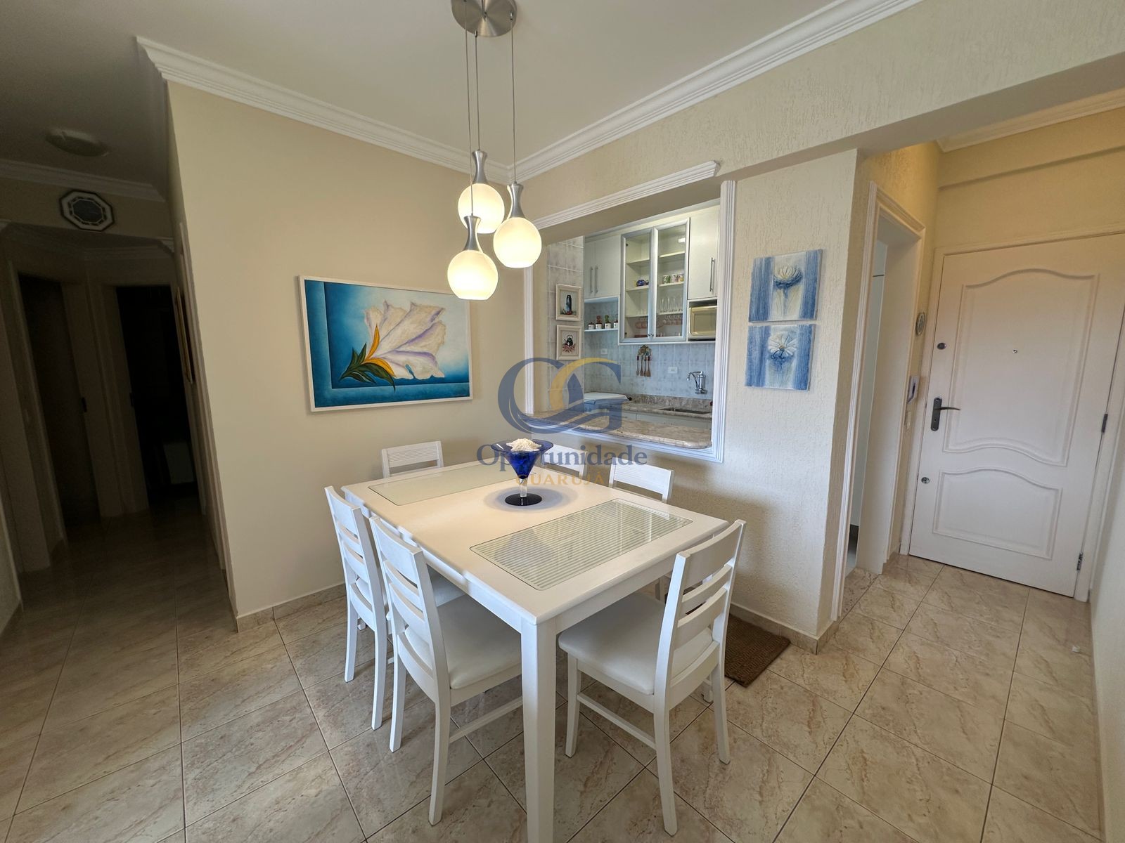 Apartamento na Praia da Enseada, Guarujá - SP