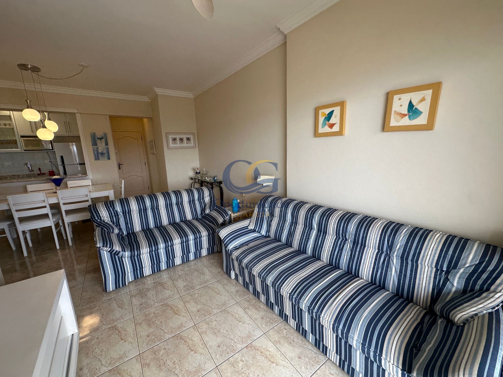 Apartamento na Praia da Enseada, Guarujá - SP
