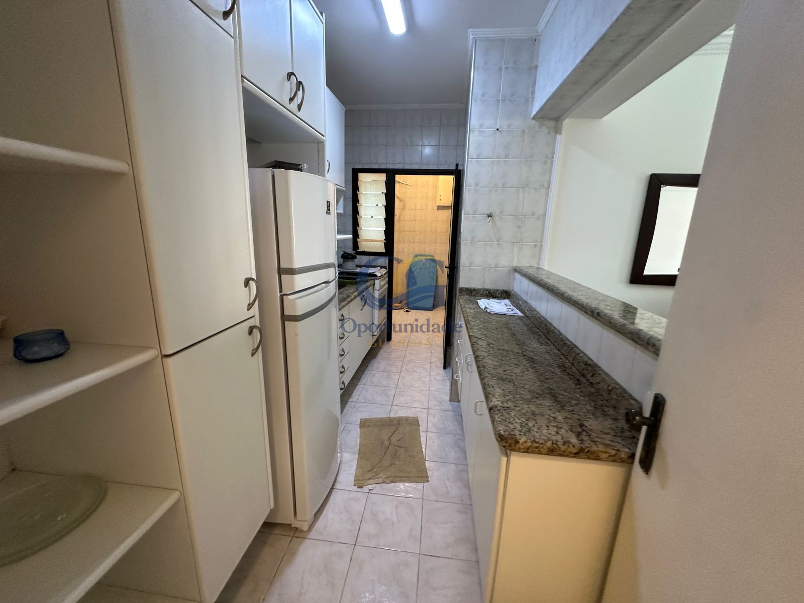 Apartamento na Praia da Enseada, Guarujá - SP