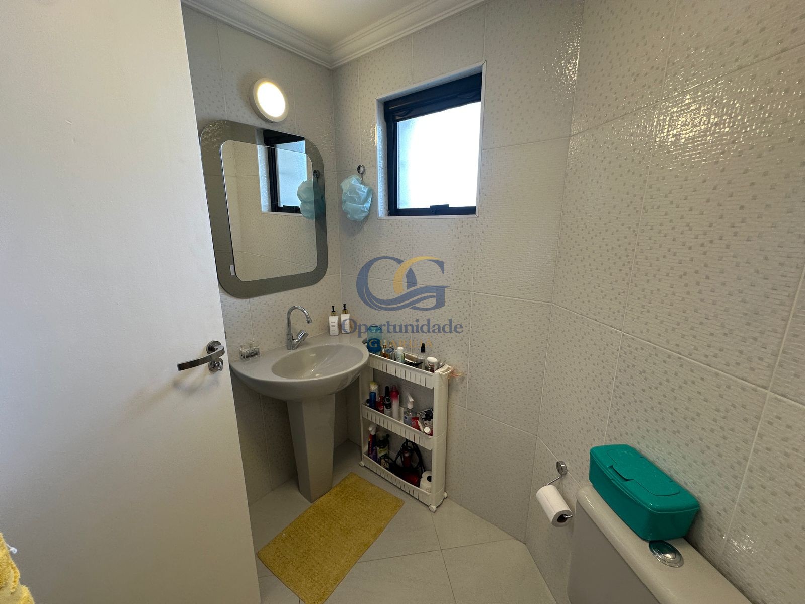 Apartamento na Praia da Enseada, Guarujá - SP