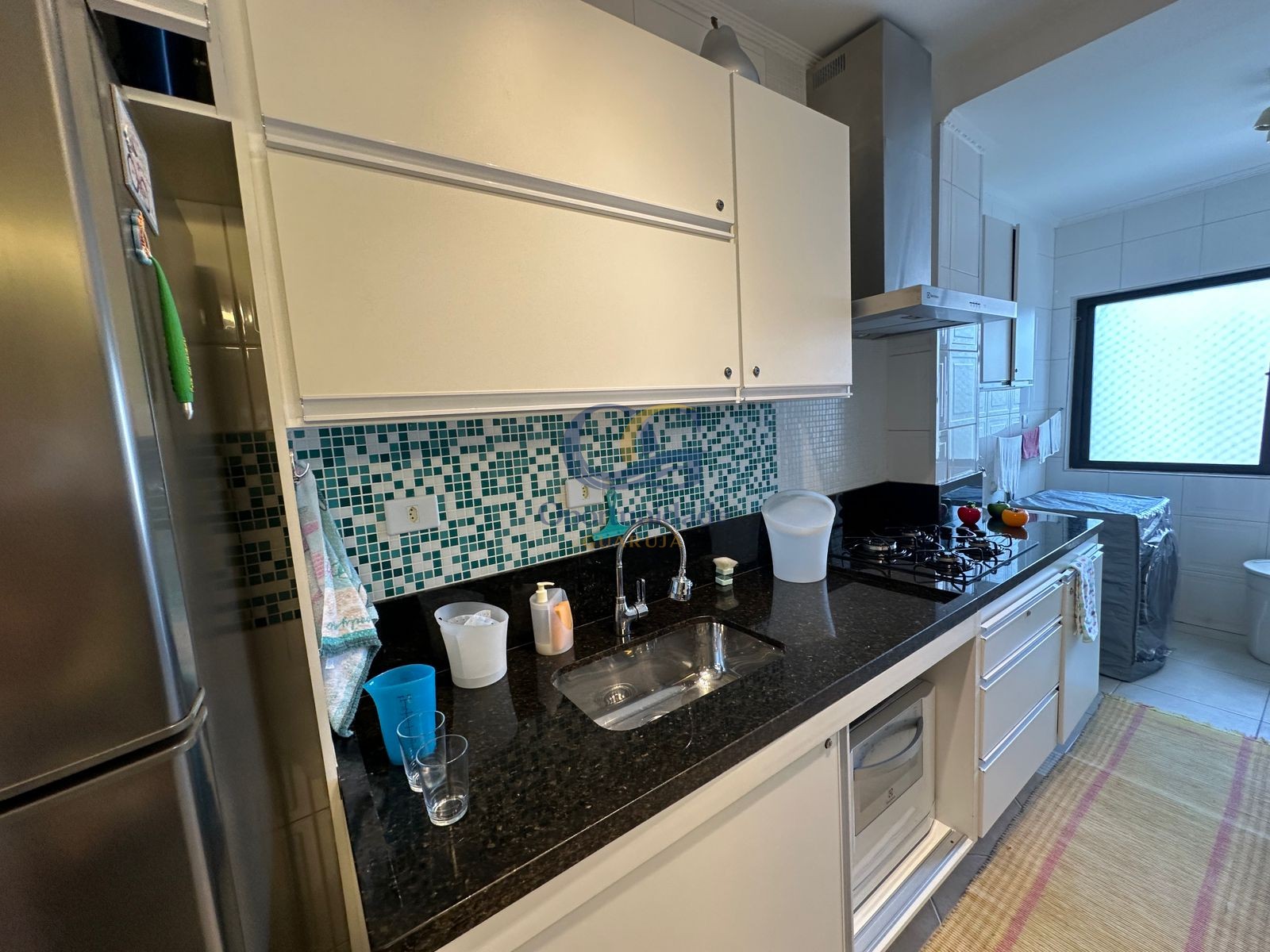 Apartamento na Praia da Enseada, Guarujá - SP