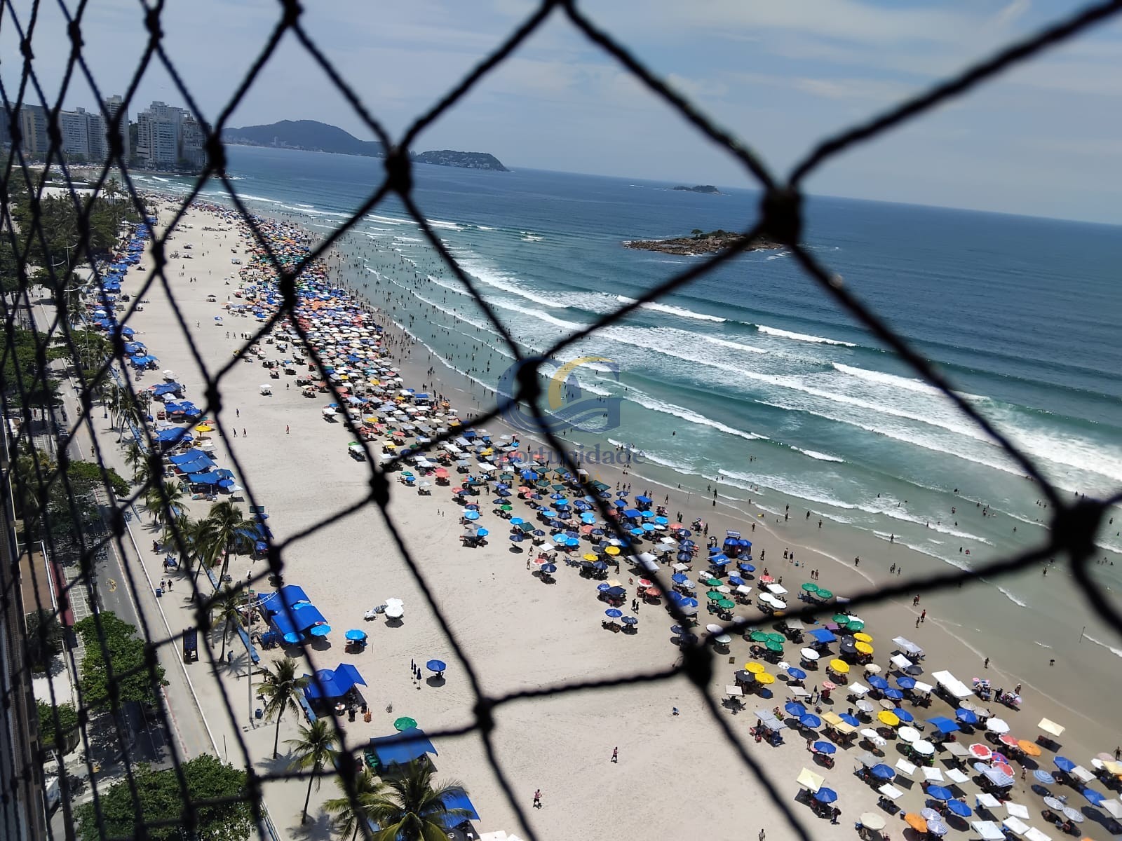 Apartamento Frente ao Mar nas Pitangueiras, Guarujá - SP