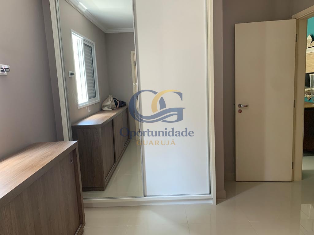 Apartamento na Praia das Pitangueiras, Guarujá - SP
