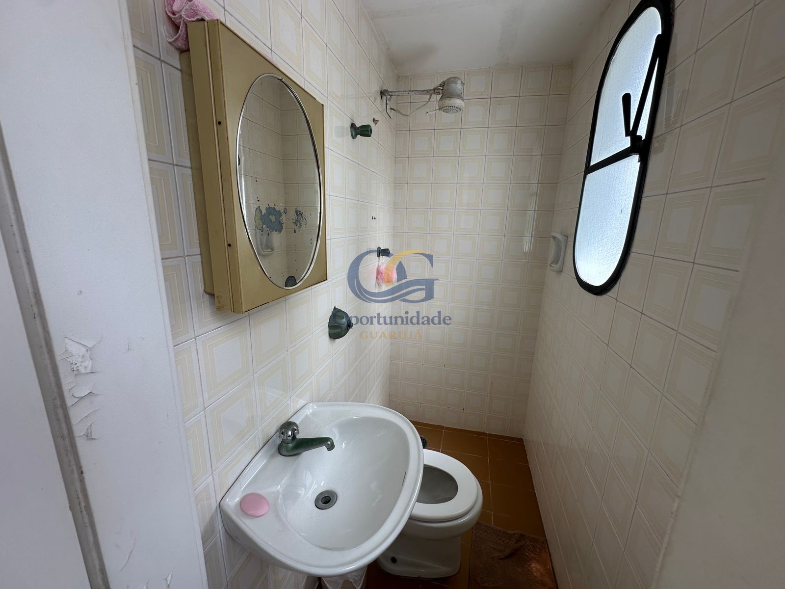 Apartamento Frente ao Mar, Praia Pitangueiras, Guarujá - SP