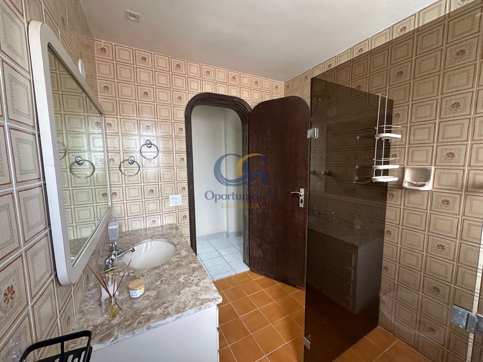 Apartamento Frente ao Mar, Praia Pitangueiras, Guarujá - SP