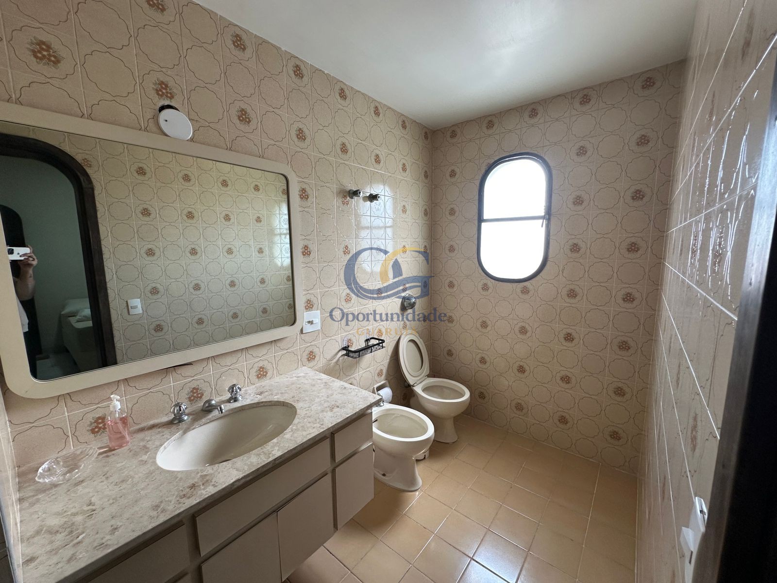 Apartamento Frente ao Mar, Praia Pitangueiras, Guarujá - SP