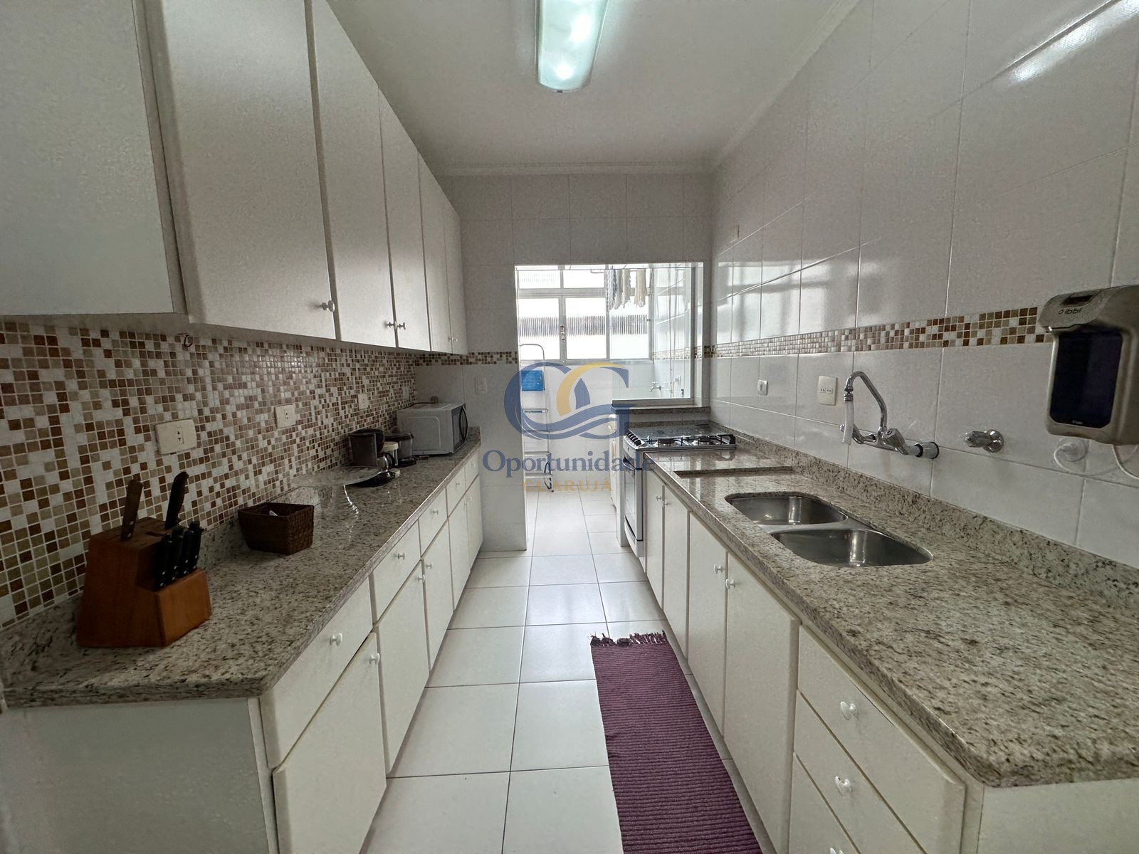 Apartamento Frente ao Mar, Pitangueiras, Guarujá - SP