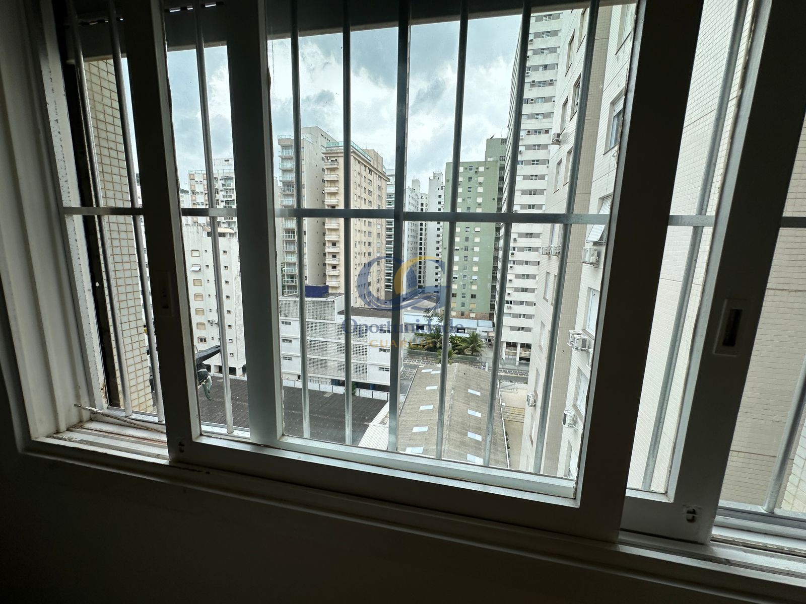 Apartamento Frente ao Mar, Praia Pitangueiras, Guarujá - SP