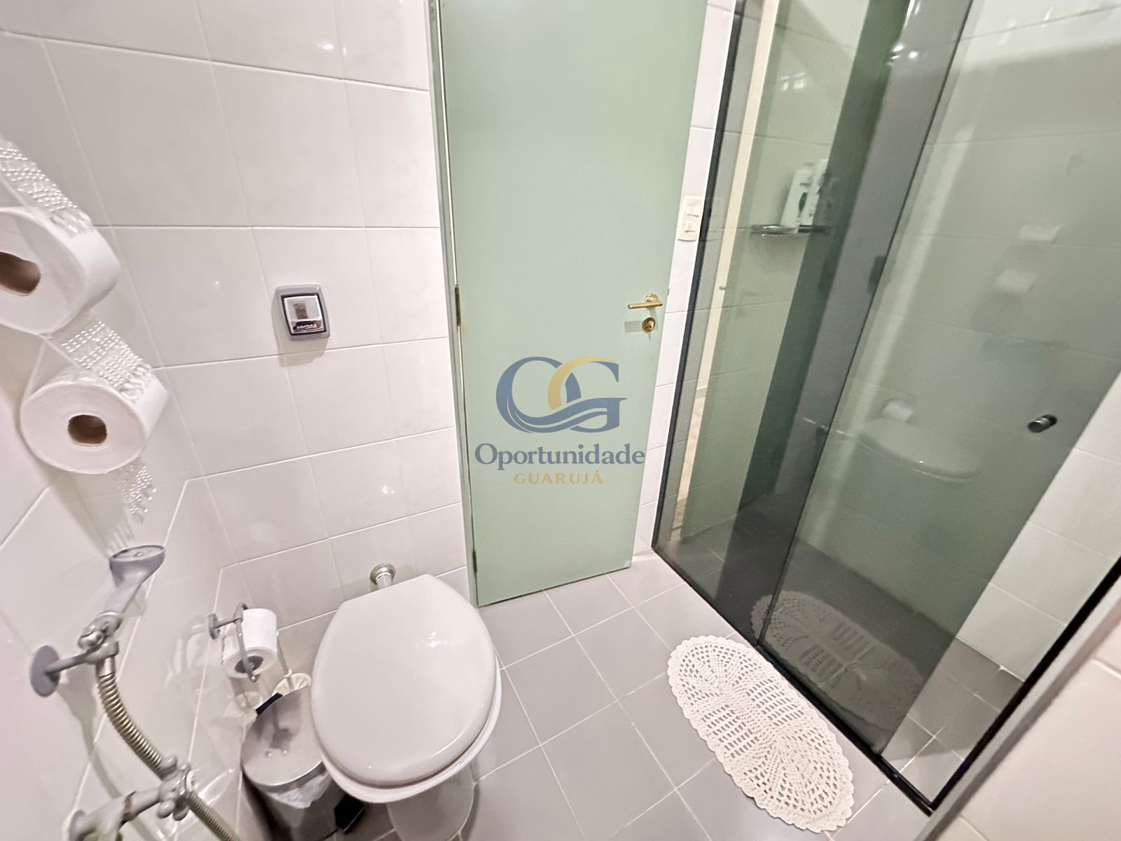 Apartamento Frente ao Mar, Praia Pitangueiras, Guarujá - SP