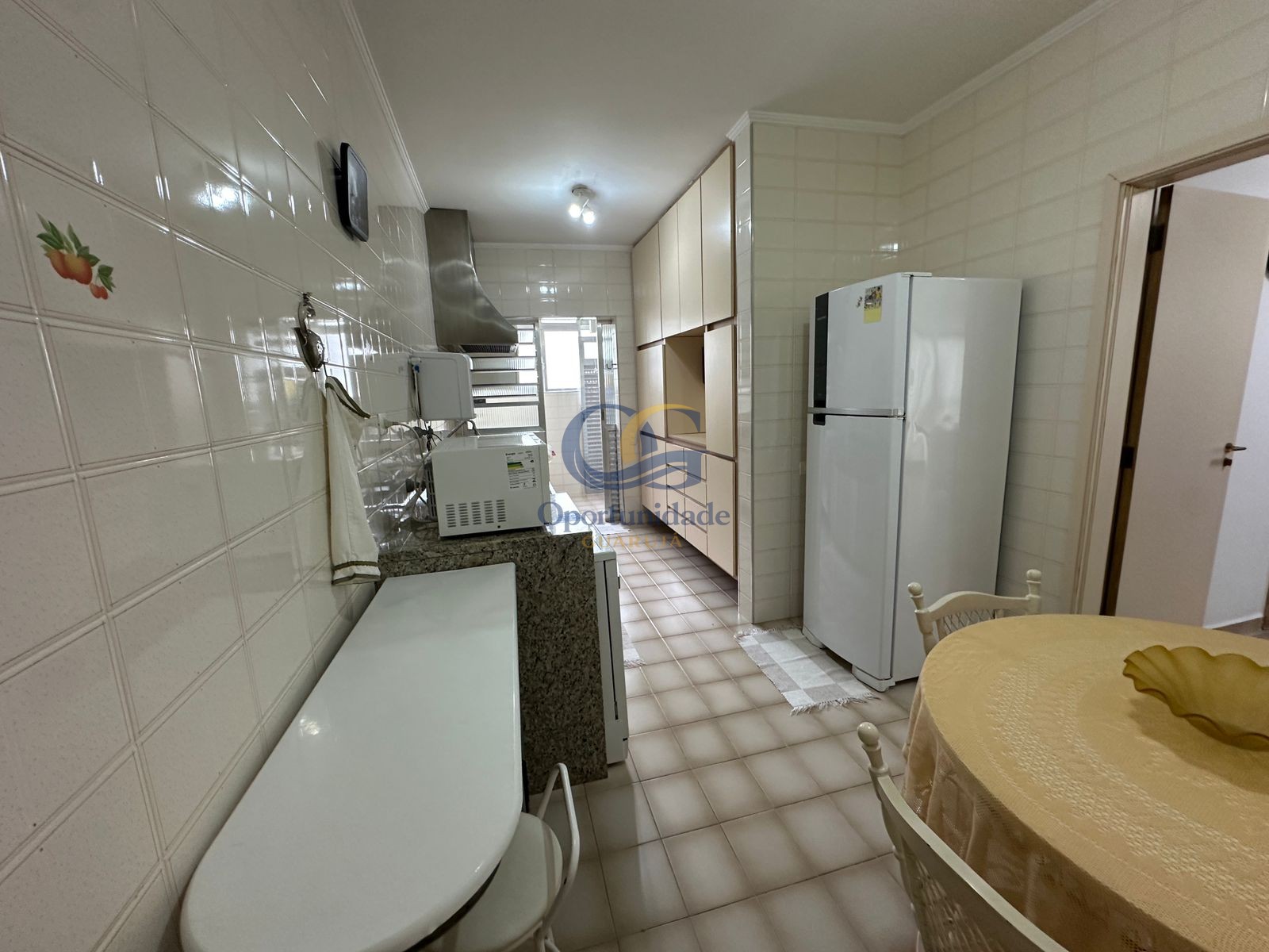 Apartamento Frente ao Mar, Praia Pitangueiras, Guarujá - SP