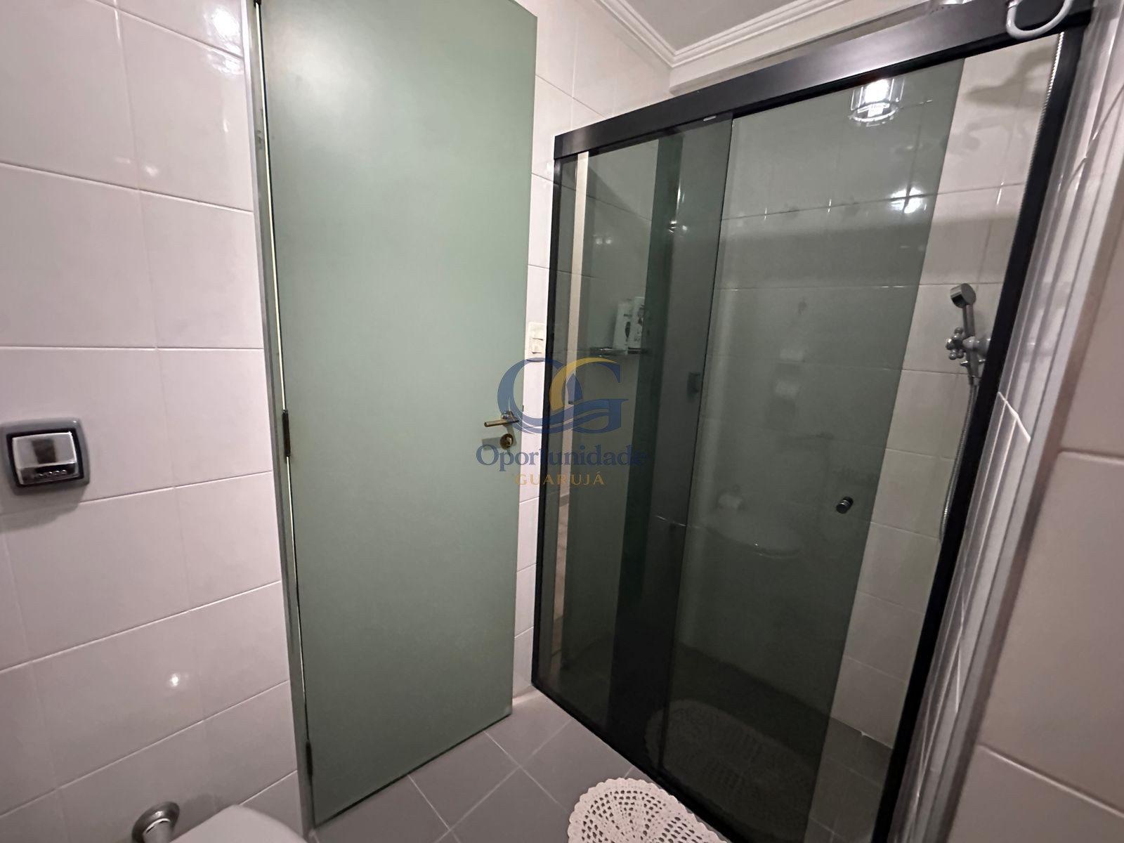Apartamento Frente ao Mar, Praia Pitangueiras, Guarujá - SP