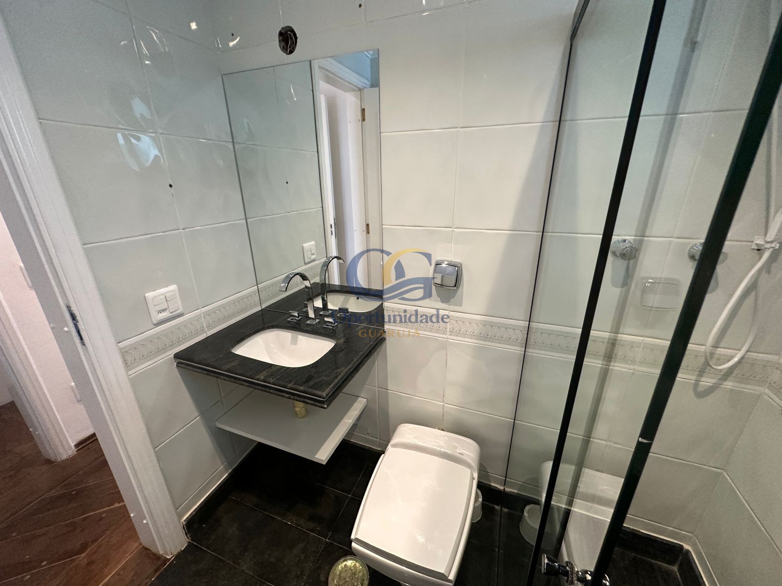 Apartamento Duplex na Praia das Pitangueiras, Guarujá - SP