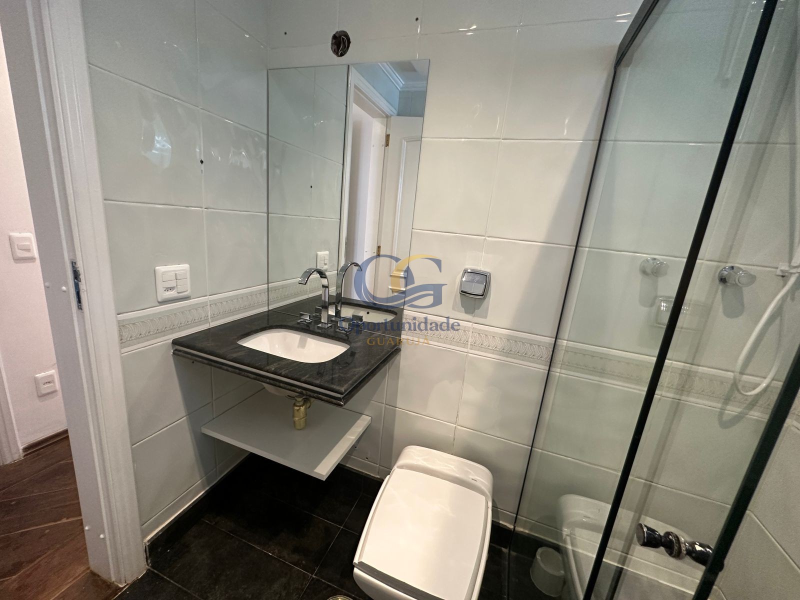 Apartamento Duplex na Praia das Pitangueiras, Guarujá - SP