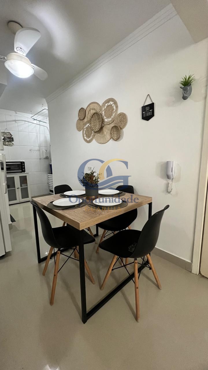 Apartamento na Praia das Pitangueiras, Guarujá - SP