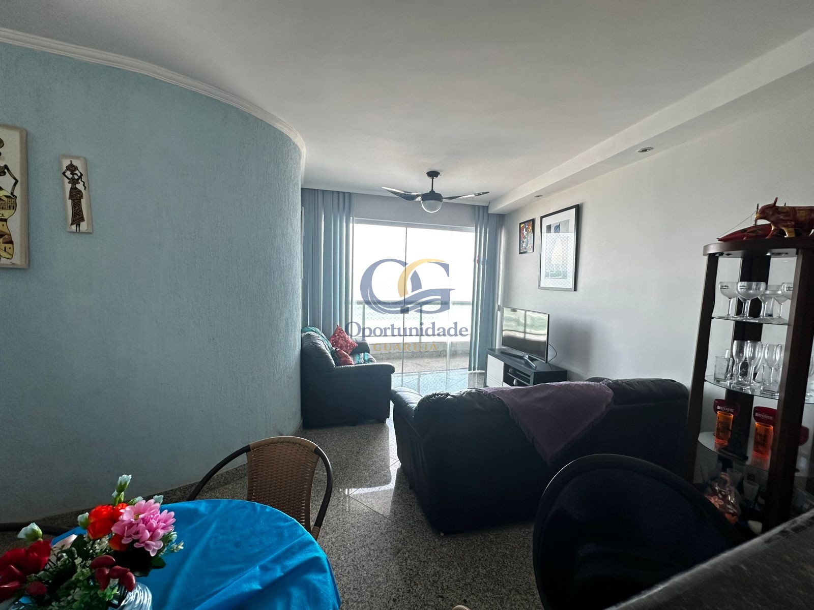 Apartamento Frente ao Mar, Pitangueiras, Guarujá - SP