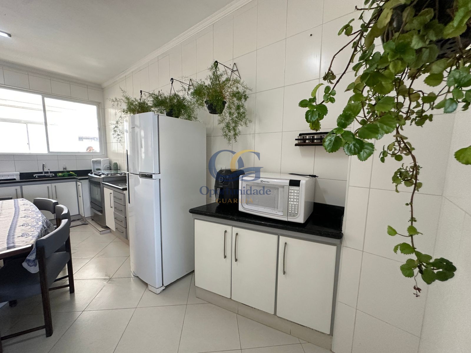 Apartamento Frente ao Mar, Pitangueiras, Guarujá - SP