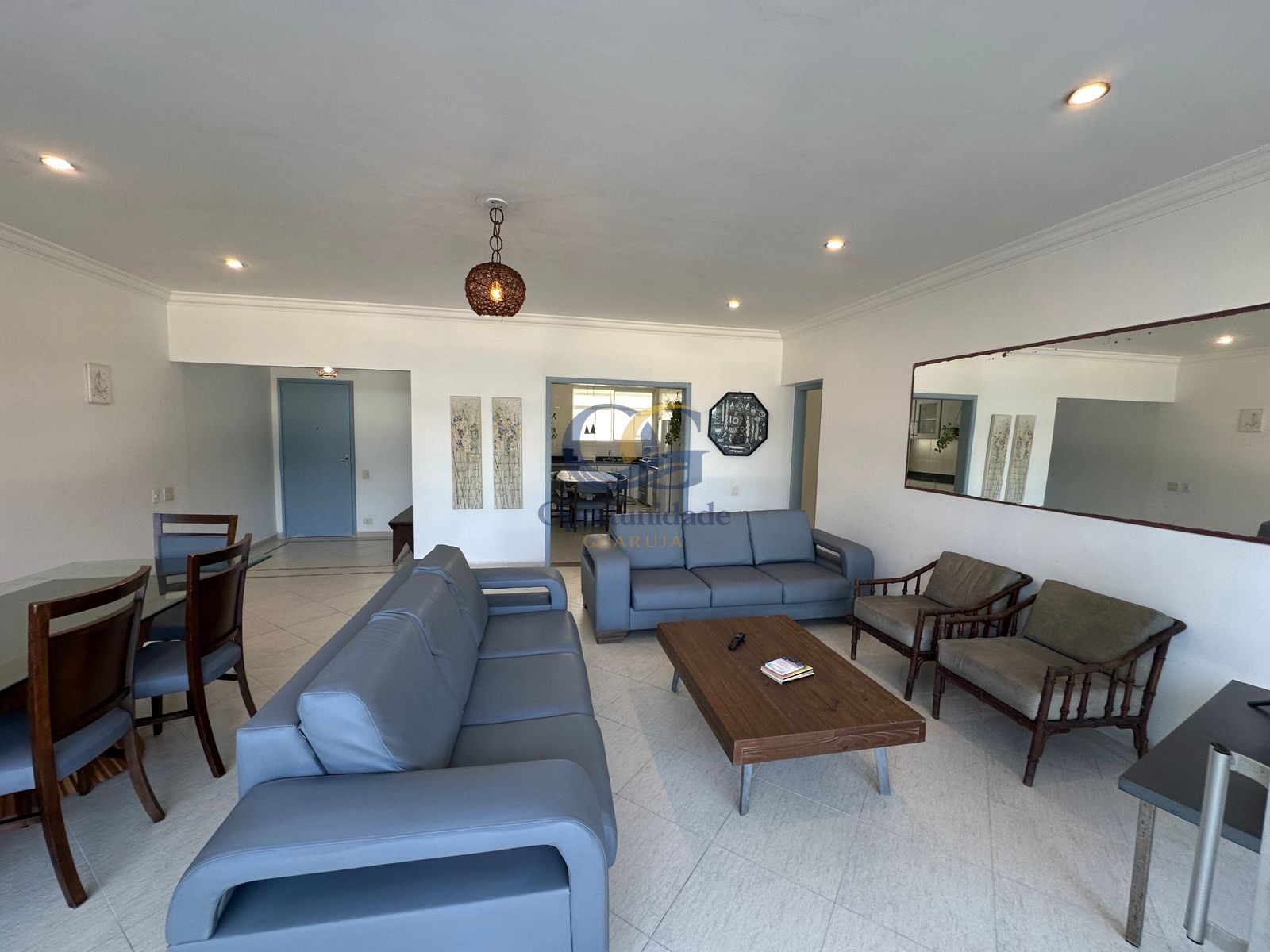 Apartamento Frente ao Mar, Pitangueiras, Guarujá - SP
