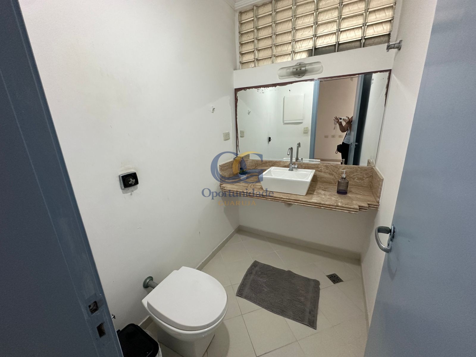 Apartamento Frente ao Mar, Pitangueiras, Guarujá - SP